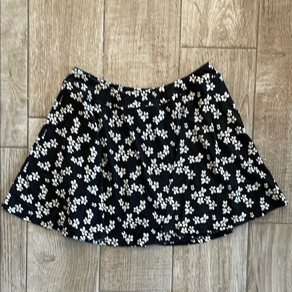 Toad&Co Black Mini Skirt with White Floral Print